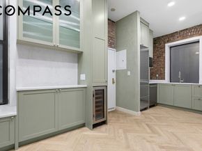 248 East 7th Street 3/4, New York NY 10009