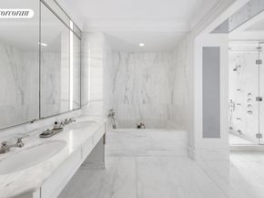 520 Park Avenue 22, New York NY 10022