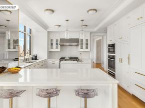 520 Park Avenue 22, New York NY 10022