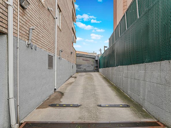 2800 East 29th Street 103, Brooklyn NY 11235