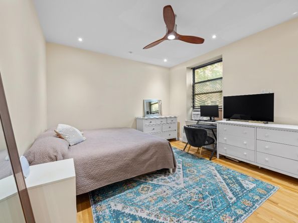 315 St Johns Place 1D, Brooklyn NY 11238