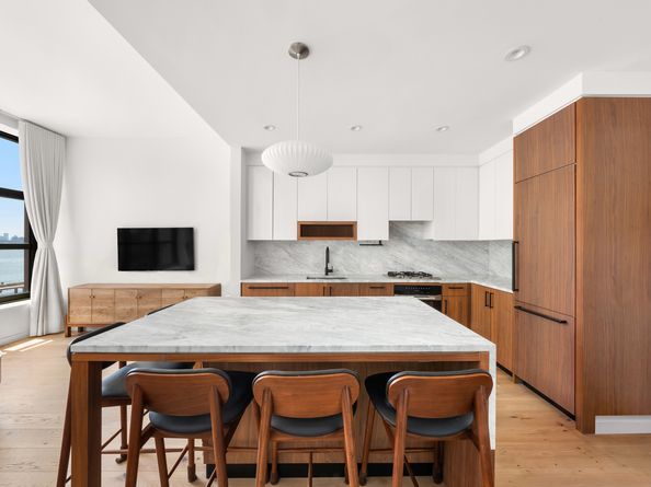 29 Huron Street 4DW, Brooklyn NY 11222