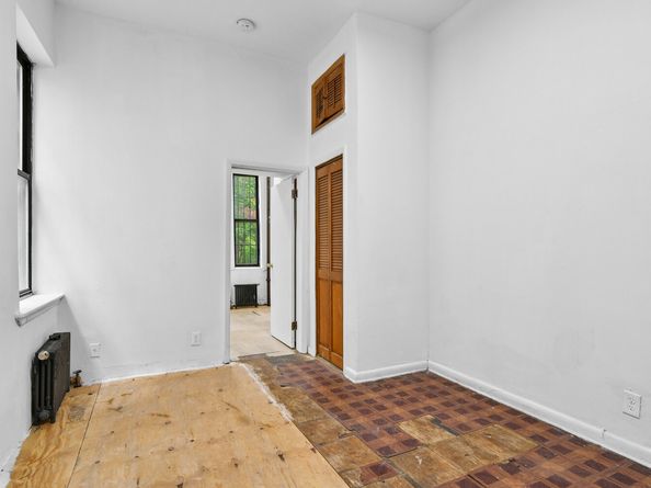 424 East 115th Street 1C, New York NY 10029