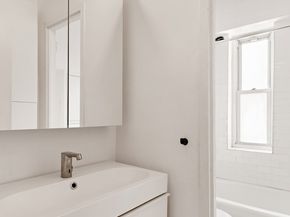 60 East 8th Street 12N, New York NY 10003