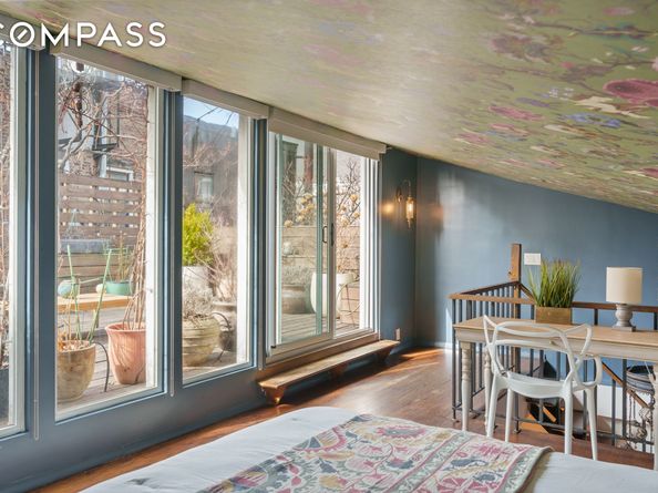 214 East 9th Street PH4D, New York NY 10003
