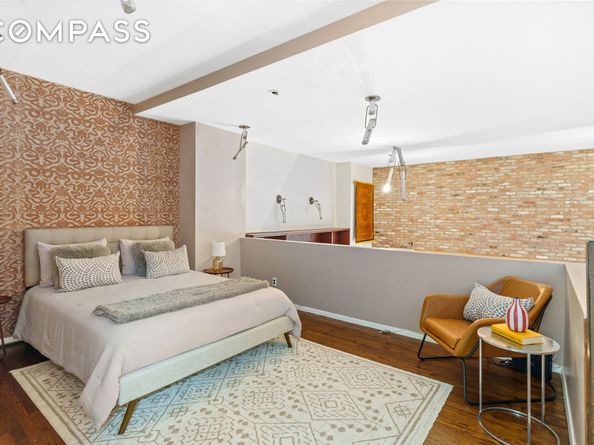 214 East 9th Street PH4D, New York NY 10003
