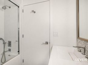 235 East 55th Street PHB, New York NY 10022