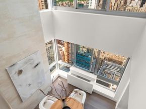235 East 55th Street PHB, New York NY 10022