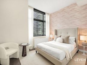 235 East 55th Street PHB, New York NY 10022