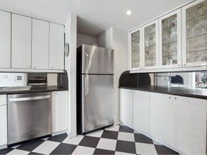 33 East End Avenue 2B, New York NY 10028