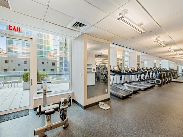 247 West 46th Street 2202, New York NY 10036