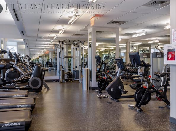247 West 46th Street 2202, New York NY 10036