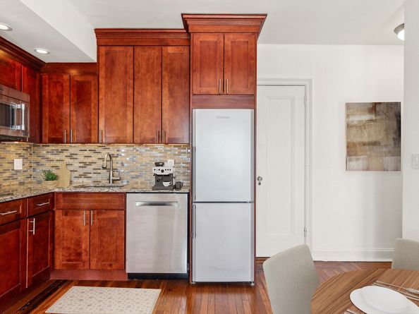 5 Tudor City Place 425, New York NY 10017