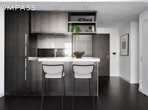 252 South Street 53B, New York NY 10002