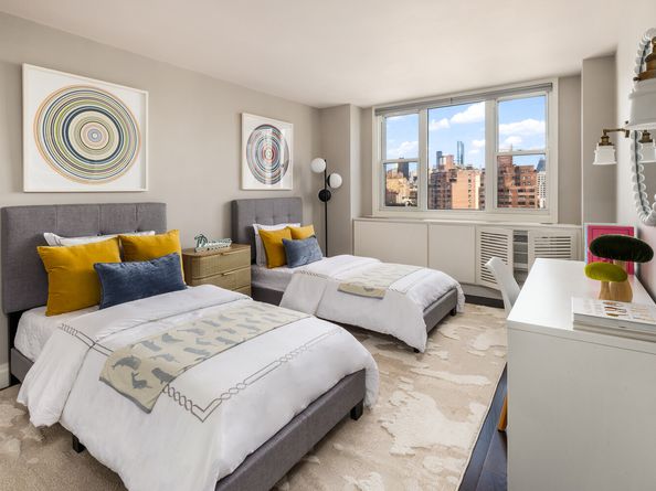 61 Jane Street 16D, New York NY 10014