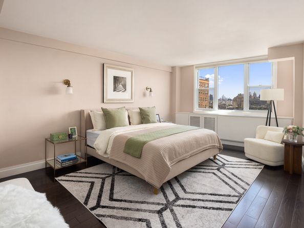61 Jane Street 16D, New York NY 10014