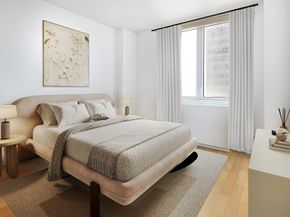 212 East 47th Street 19A, New York NY 10017