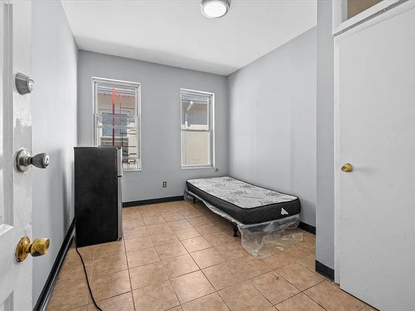 3022 Brighton 8 Th Street, Brooklyn NY 11235