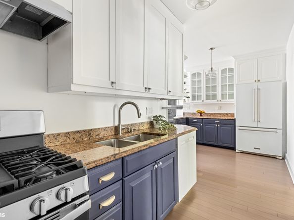 5 Parkside Court, Brooklyn NY 11226