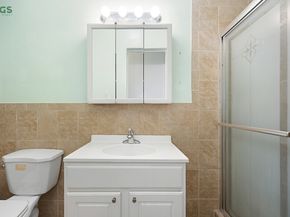 147 West 105th Street 1E, New York NY 10025