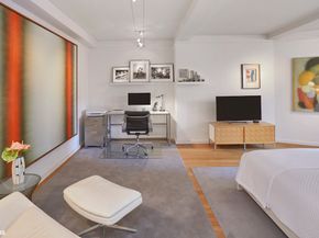 2 Horatio Street 4B, New York NY 10014