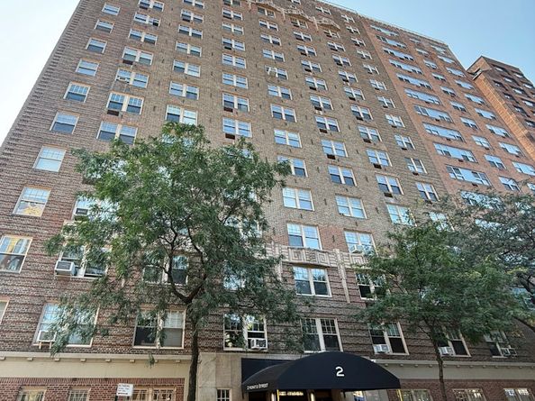 2 Horatio Street 4B, New York NY 10014
