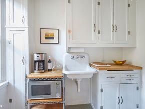 2 Horatio Street 4B, New York NY 10014