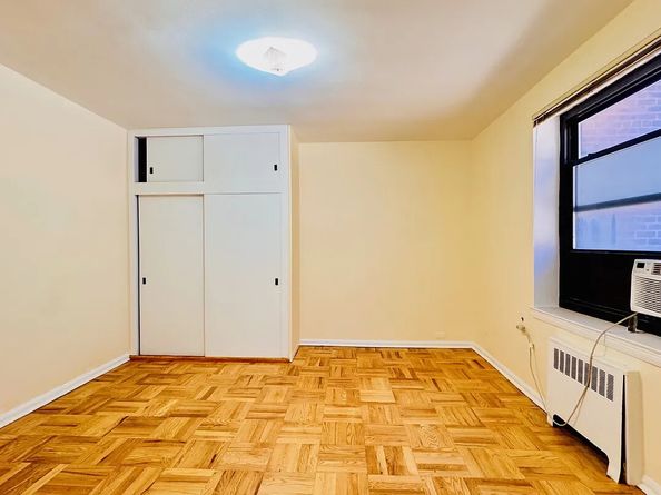 32-22 91st Street 106, Queens NY 11369
