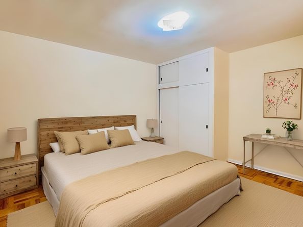 32-22 91st Street 106, Queens NY 11369