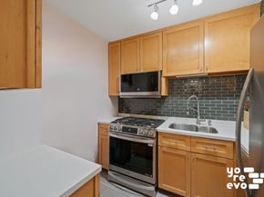 301 East 22nd Street 6E, New York NY 10010