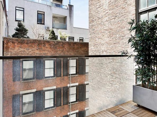 16 West 21st Street 10/11, New York NY 10010