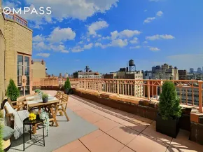 235 East 22nd Street 7T, New York NY 10010