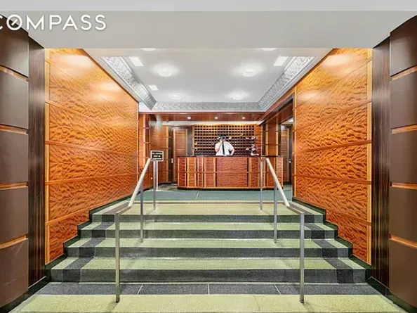 235 East 22nd Street 7T, New York NY 10010