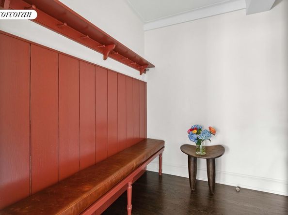 136 Waverly Place 3B, New York NY 10014