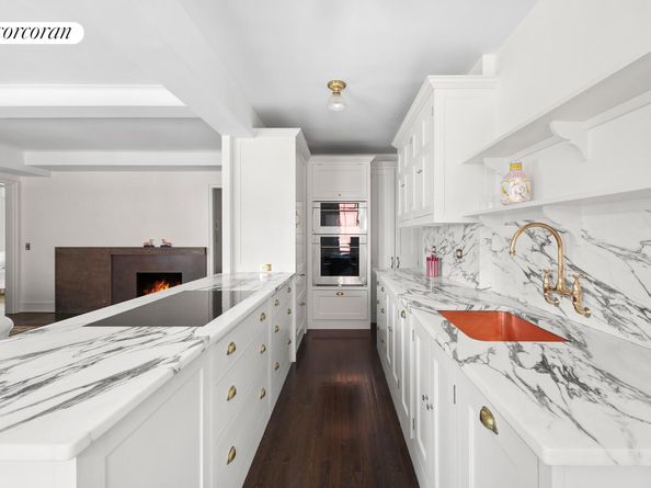 136 Waverly Place 3B, New York NY 10014