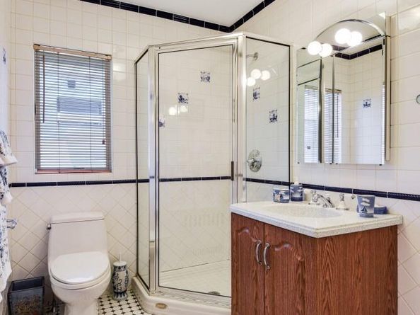 933 East 22nd Street, Brooklyn NY 11210