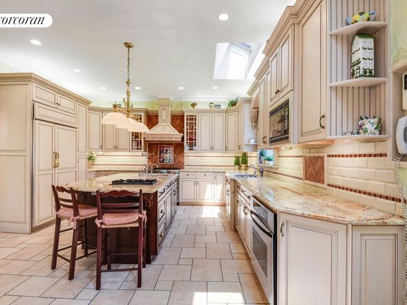 933 East 22nd Street, Brooklyn NY 11210