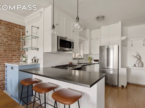 209 Clinton Street 4L, Brooklyn NY 11201