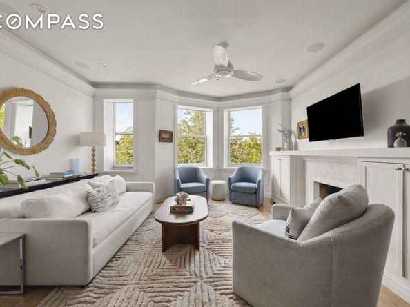 209 Clinton Street 4L, Brooklyn NY 11201