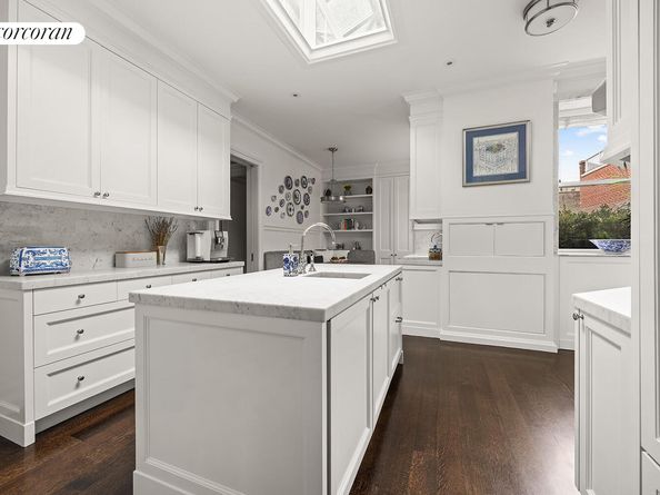 16 East 96th Street 7BE, New York NY 10128