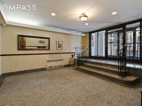 205 East 238th Street 2C, Bronx NY 10470