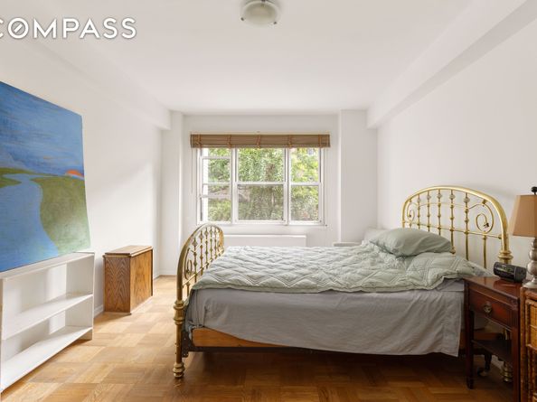 11 5th Avenue 3R, New York NY 10003