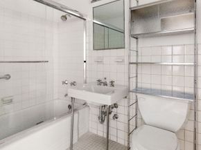 11 5th Avenue 3R, New York NY 10003