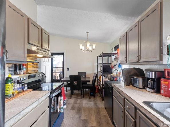 4584 Davenport Way, Denver CO 80239