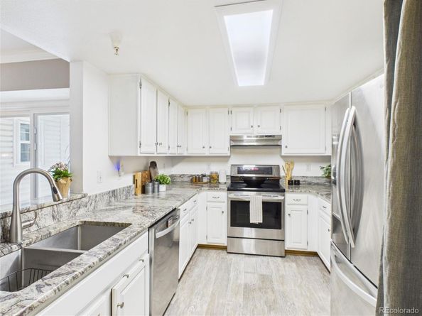 12183 W Cross Drive 202, Littleton CO 80127