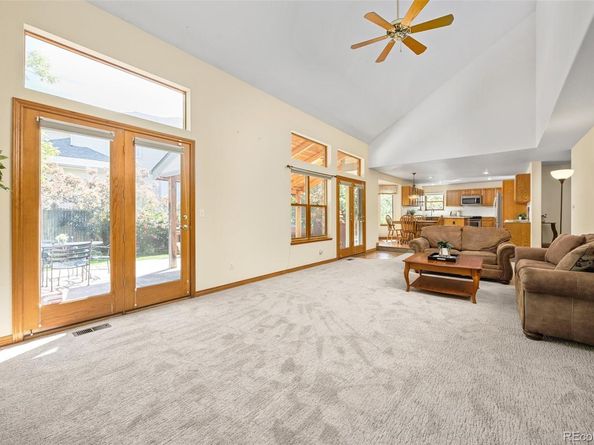 6506 S Robb Way, Littleton CO 80127