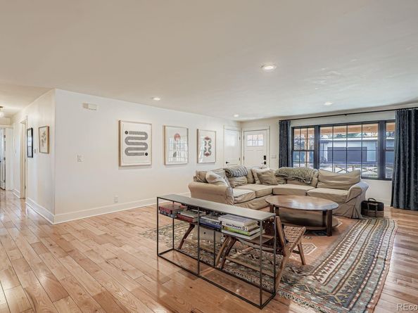 4997 E Iowa Avenue, Denver CO 80222