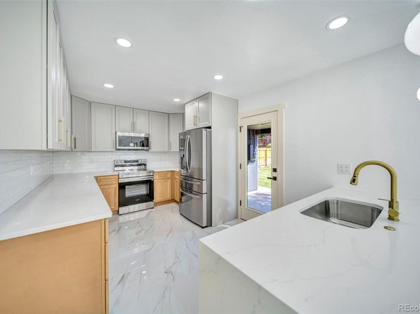 928 S Swadley Street, Lakewood CO 80228
