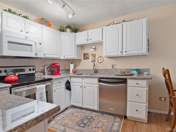 585 S Alton Way 10A, Denver CO 80247