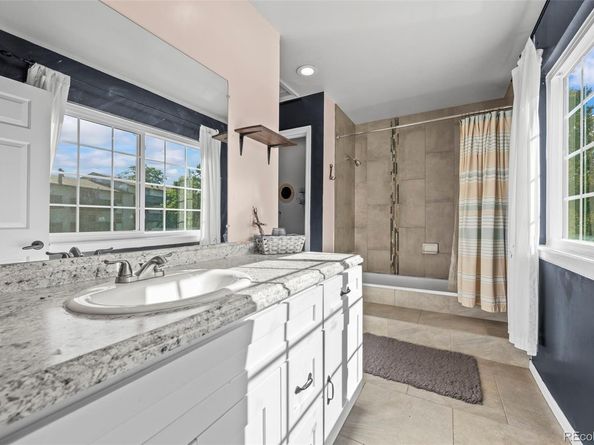 2101 S Victor Street B, Aurora CO 80014